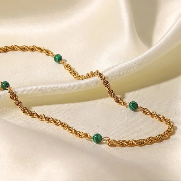 Malachite rope necklace - Picture 3 of 5